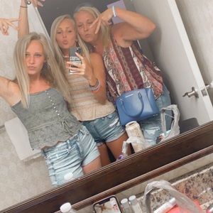 Meet your Posher, Sally